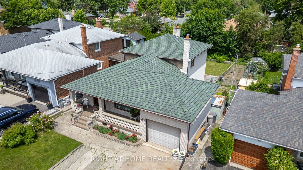 Photo of 30 Hawthorne Road, Toronto, ON M9R 1P3 (MLS # W12572156)