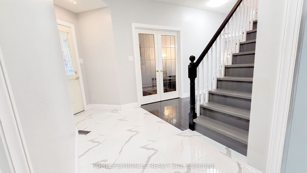 Photo of 22 Rockwood Road, Kitchener, ON N2E 3S5 (MLS # X12599882)