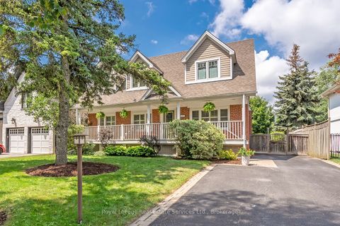 1071 Melvin Avenue Oakville ON L6J 2V8