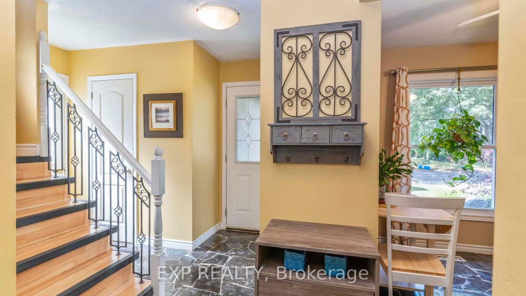 Photo of 116 Glenroy Crescent, London South, ON N5Z 4H7 (MLS # X13114080)