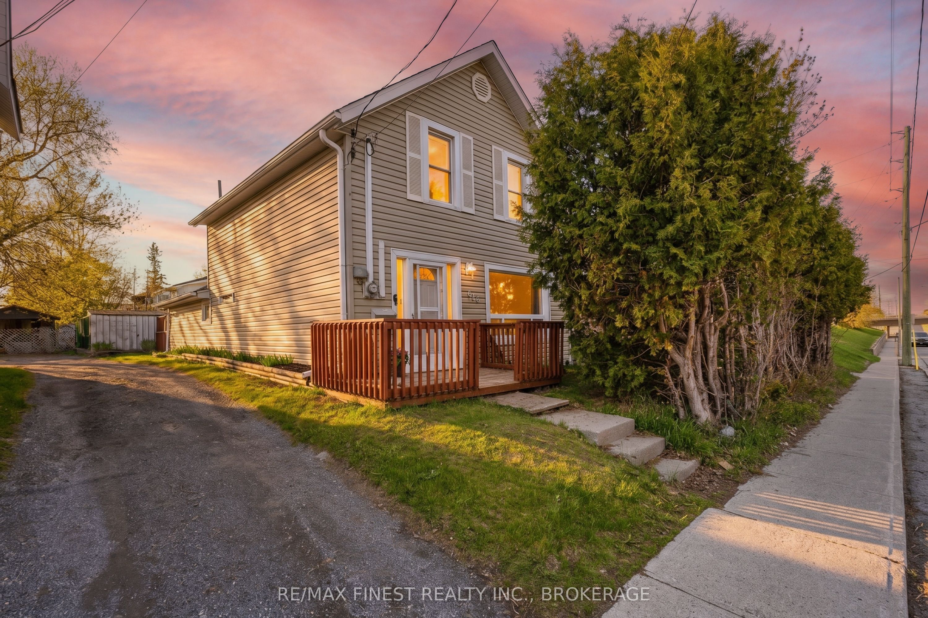 Photo 1 of 39 — 278 Centre Street N, Greater Napanee, ON K7R 1P3