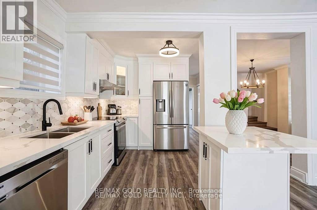 Photo of 4 Adamson Street S, Halton Hills, ON L0P 0A2 (MLS # W13622842)
