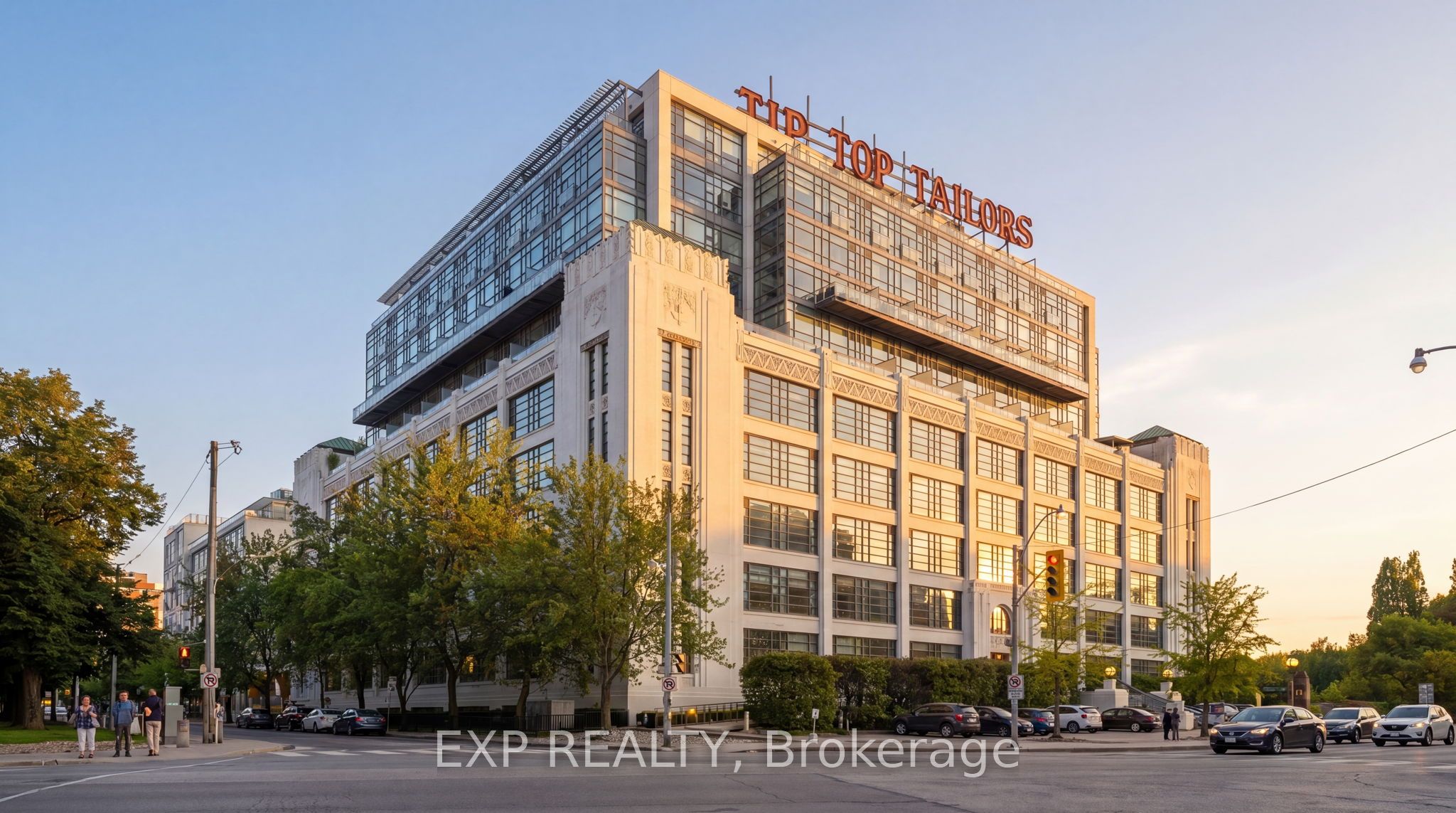 637 Lake Shore Boulevard W 301