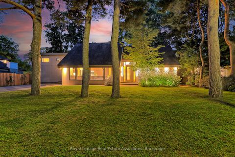 1510 Point O Woods Road Mississauga ON L5G 2X7