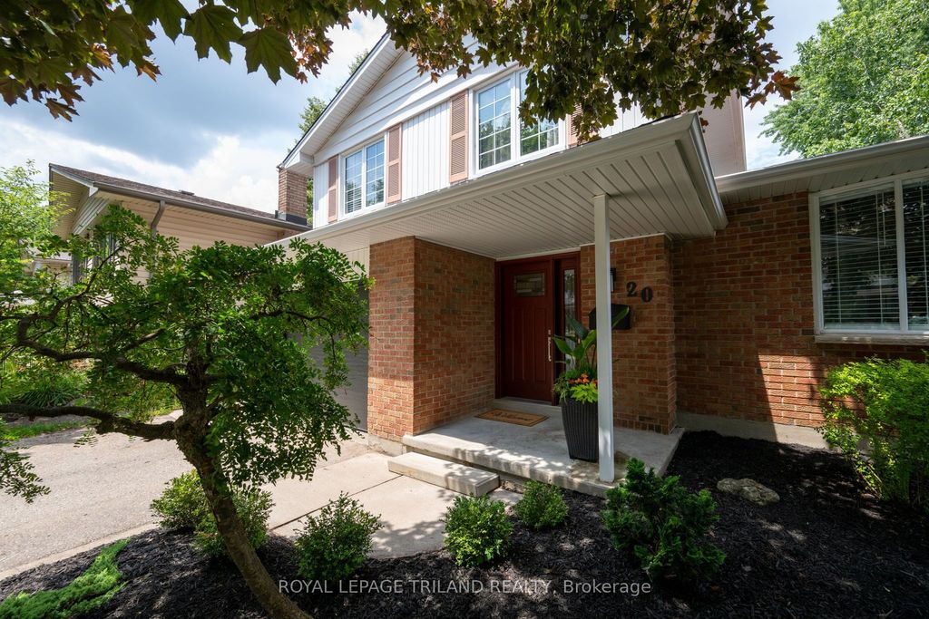 Photo of 20 Meadowview Road, London South, ON N6J 4E6 (MLS # X13553506)