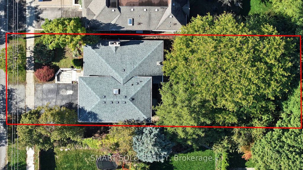 Photo of 42 Davean Drive, Toronto, ON M2L 2R7 (MLS # C12464622)