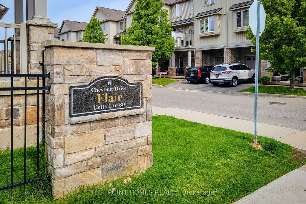 Photo of 6 Chestnut Drive #15, Grimsby, ON L1M 0C4 (MLS # X12397570)