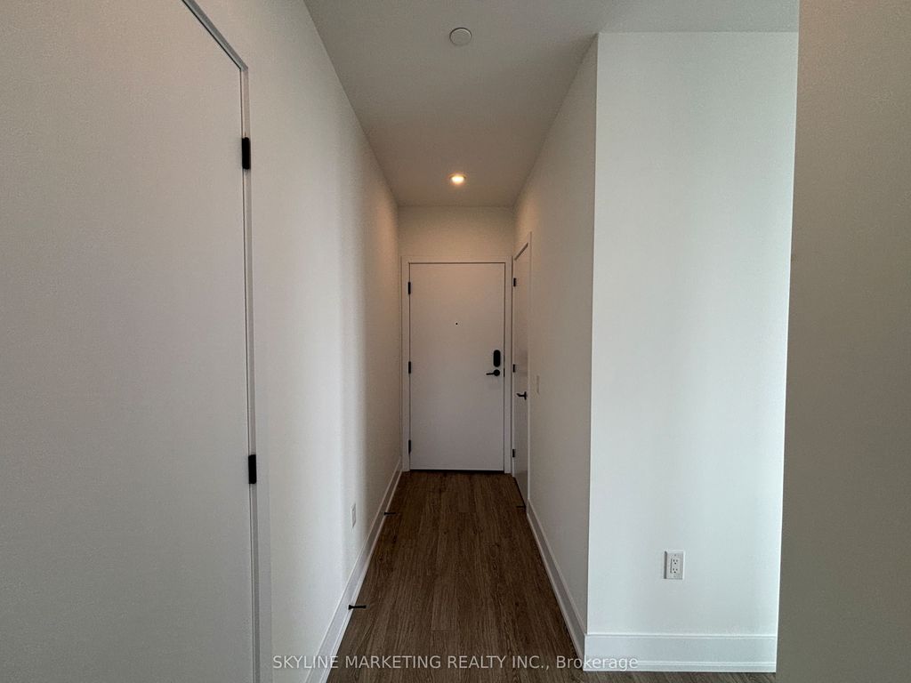 Photo of 2450 Old Bronte Road #631, Oakville, ON L6M 4J2 (MLS # W13060964)