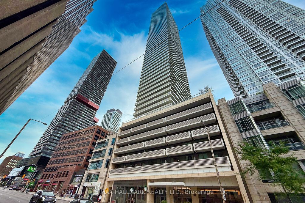 Photo of 2221 Yonge Street #2211, Toronto, ON M4S 0B8 (MLS # C12910754)