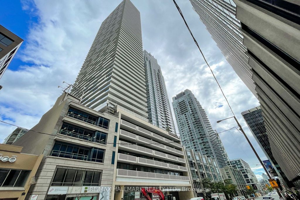 Photo of 2221 Yonge Street #2211, Toronto, ON M4S 0B8 (MLS # C12910754)