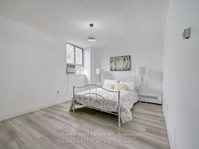 1615 Bloor Street 411