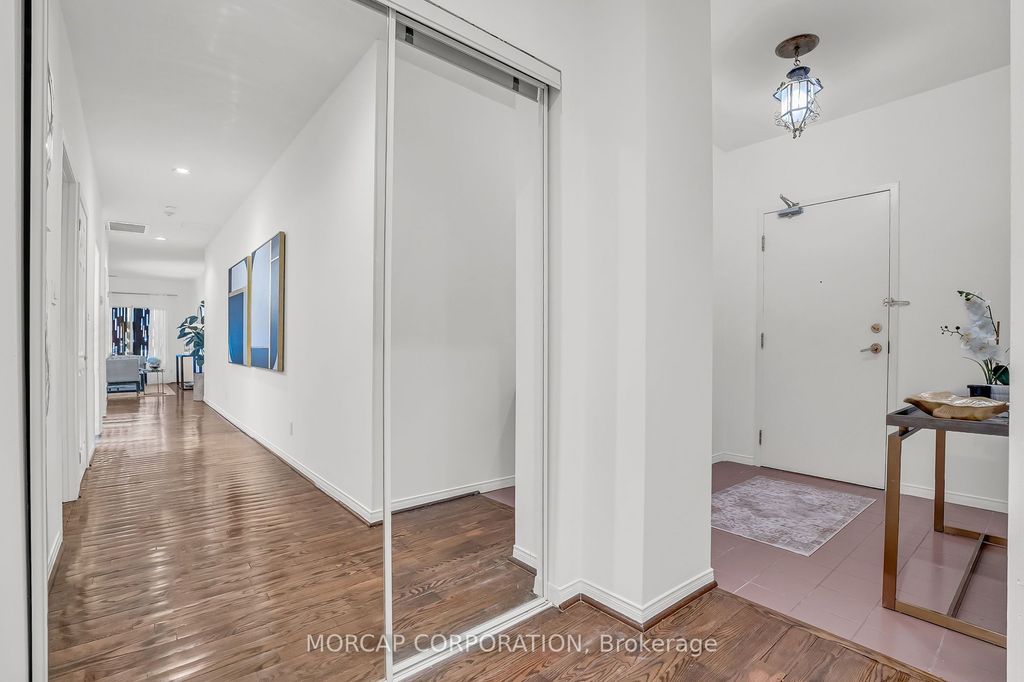 Photo of 600 Eglinton Avenue E #109, Toronto, ON M4P 1P3 (MLS # C12895870)