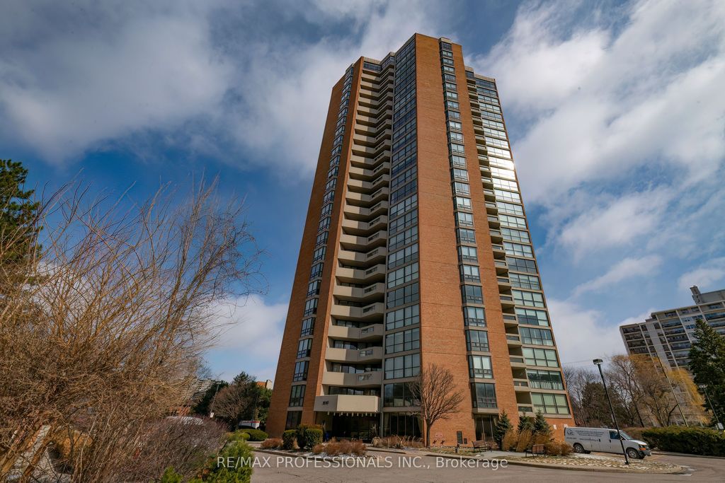 Photo of 2010 Islington Avenue #2302, Toronto, ON M9P 3S8 (MLS # W12900616)