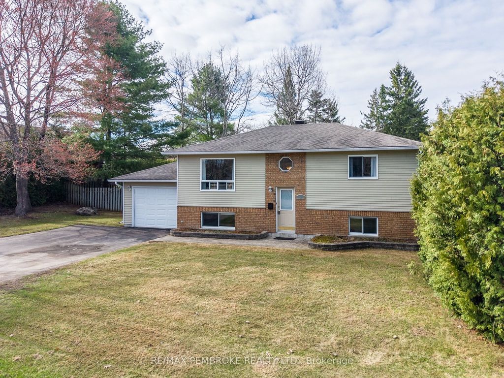 Photo of 5 Edward Street, Petawawa, ON K8H 2P2 (MLS # X13076052)