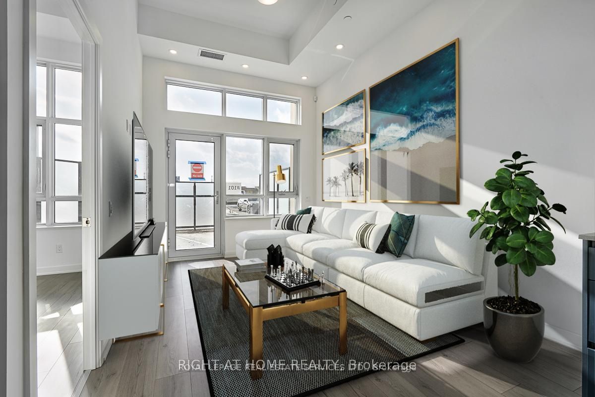 405 Dundas Street W 101