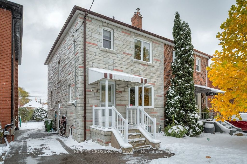 Photo of 363 Hopewell Avenue, Toronto, ON M6E 2S1 (MLS # W12538346)