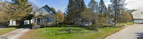 Photo of 15 Barrie Street, Sundridge, ON P0A 1Z0 (MLS # X12789668)