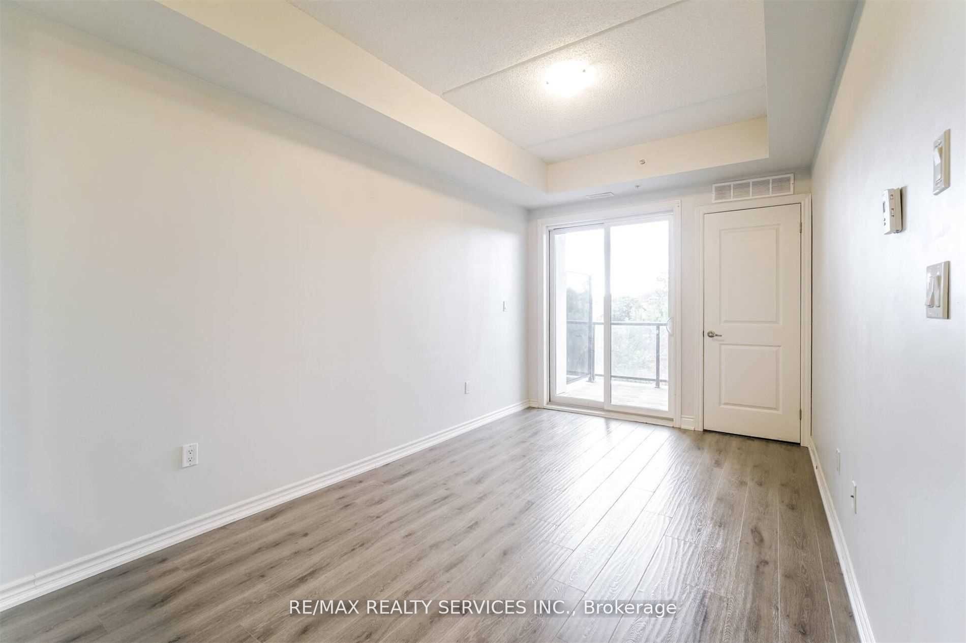 640 Sauve Street 109
