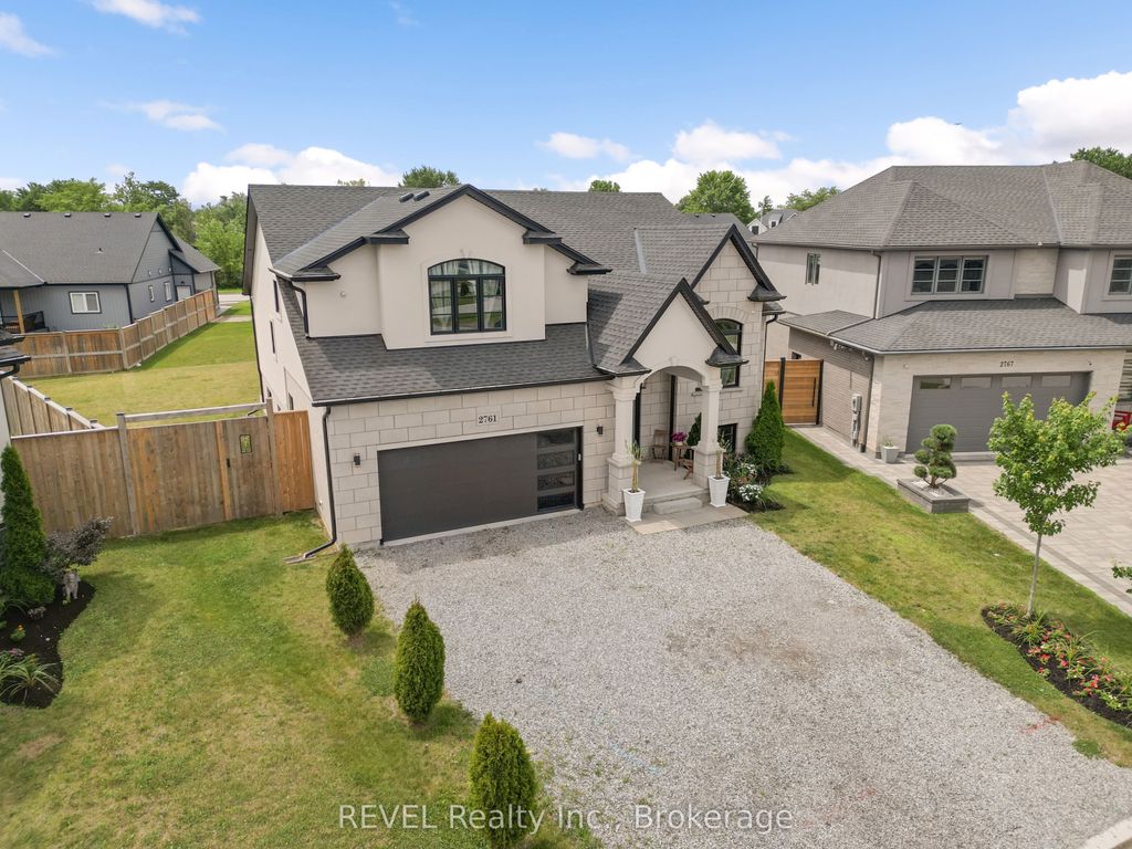 Photo of 2761 Arrowsmith Court, Fort Erie, ON L0S 1S0 (MLS # X13558922)