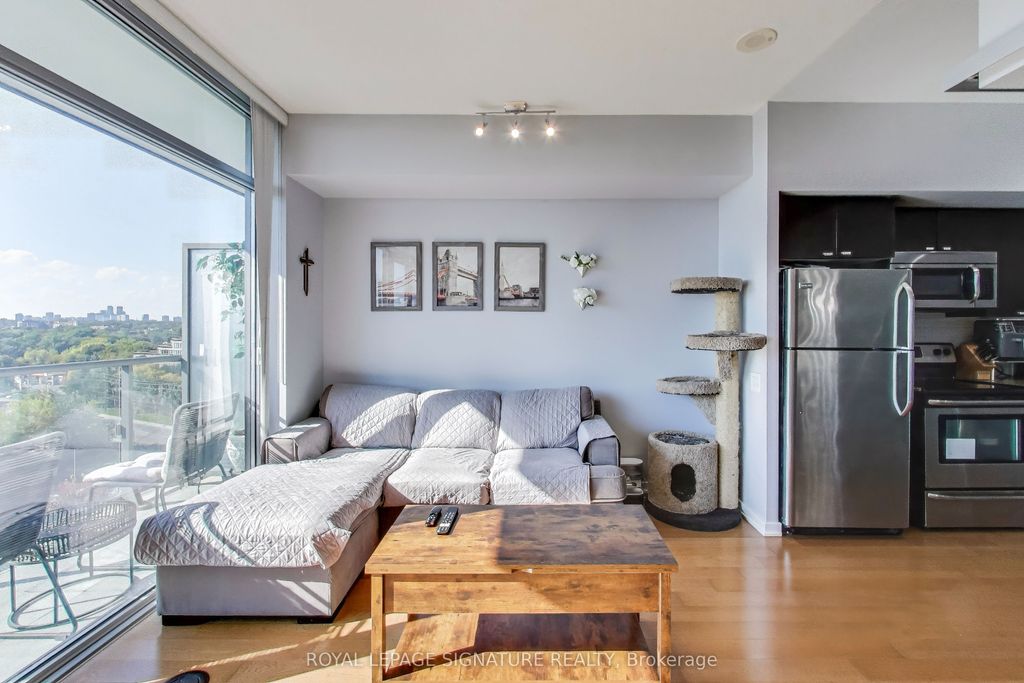 Photo of 105 The Queensway N/A #1207, Toronto, ON M6S 5B5 (MLS # W12447569)