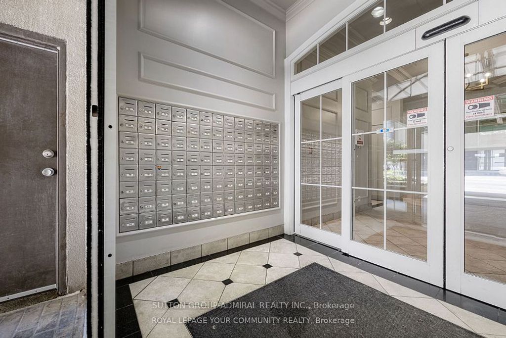 Photo of 80 St Patrick Street #425, Toronto, ON M5T 2X6 (MLS # C12408019)