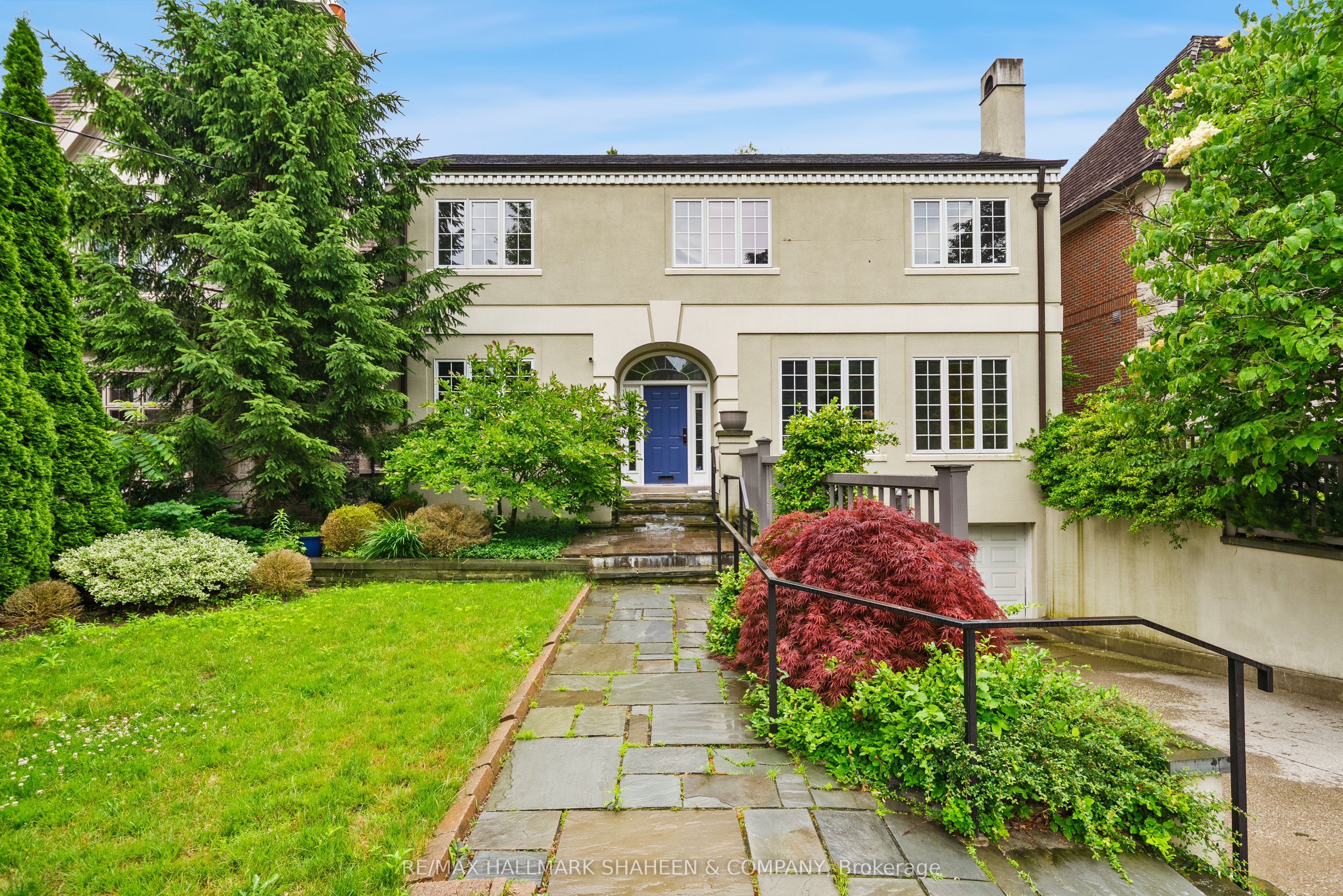 Photo 1 of 50 — 17 Cheltenham Avenue, Toronto, ON M5N 1N6