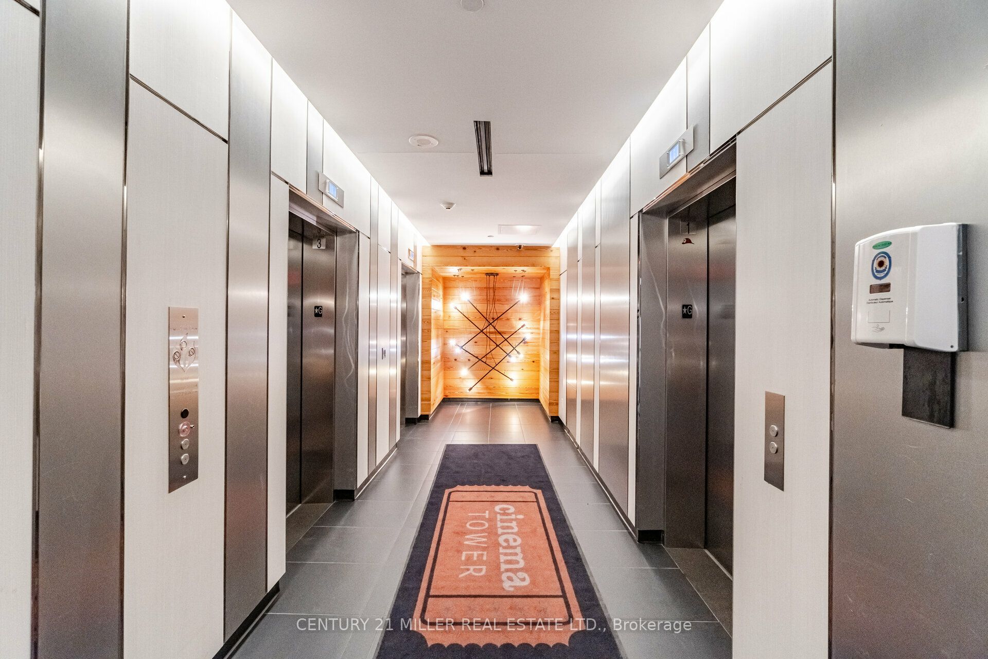 21 Widmer Street 3701
