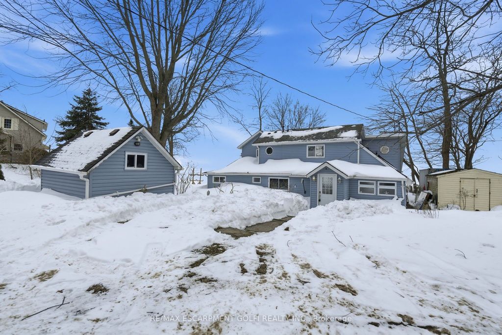 Photo of 735 Sandy Bay Road, Haldimand, ON N1A 2W6 (MLS # X12798450)