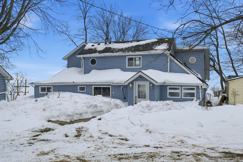 Photo of 735 Sandy Bay Road, Haldimand, ON N1A 2W6 (MLS # X12798450)