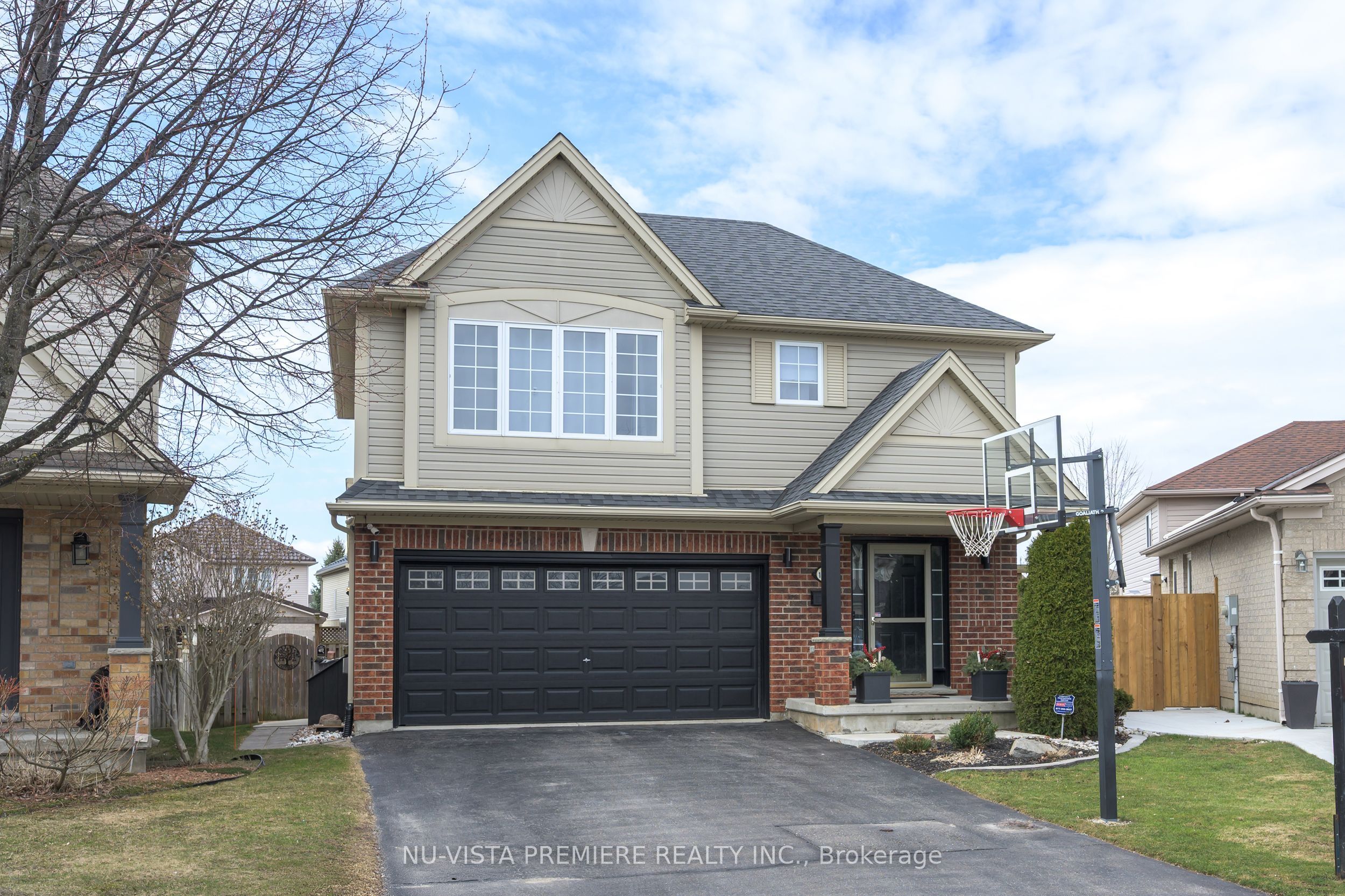Photo 1 of 31 — 1582 Chelton Place, London South, ON N6M 1M2