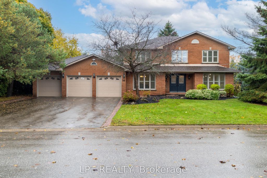 Photo of 35 Dennis Drive, King, ON L7B 1C8 (MLS # N12860328)