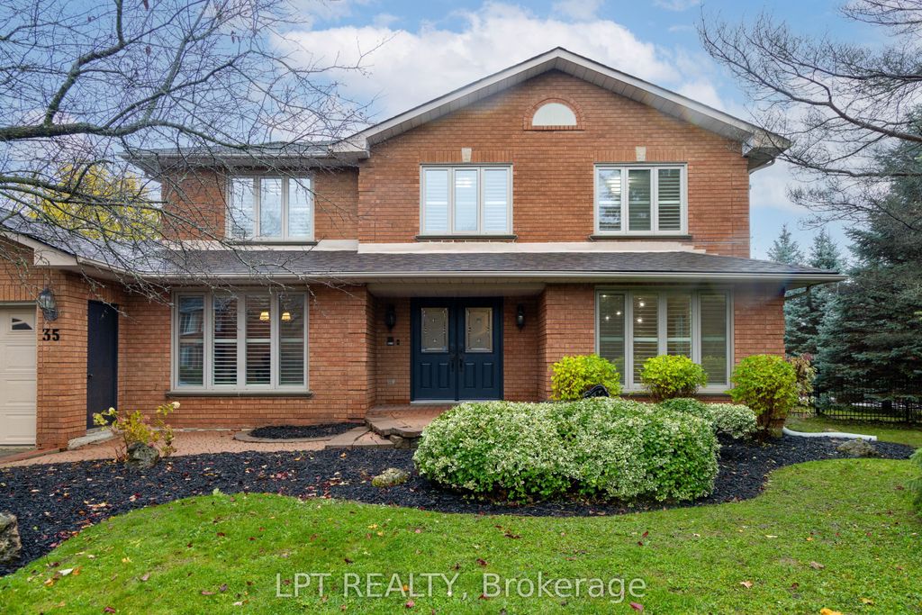 Photo of 35 Dennis Drive, King, ON L7B 1C8 (MLS # N12860328)