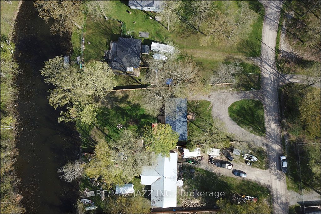 214 River Road E