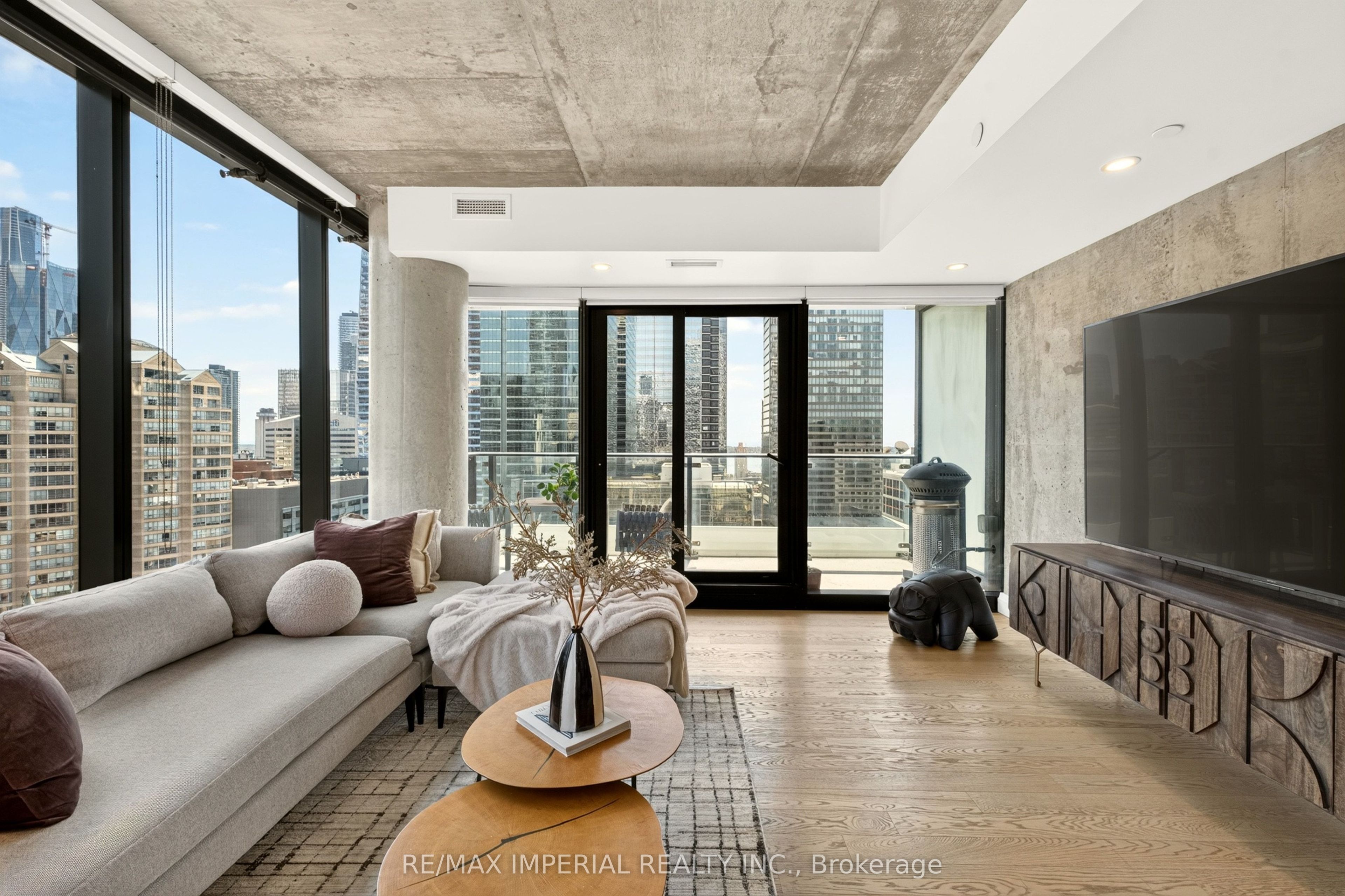 224 King Street W 1804