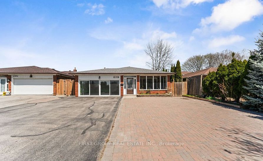 3193 Cawthra Road Main