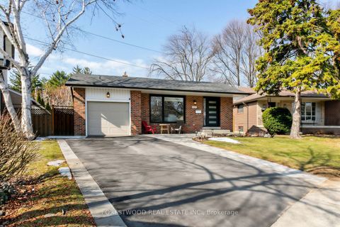 2185 Wyton Court Mississauga ON L4Y 1X3