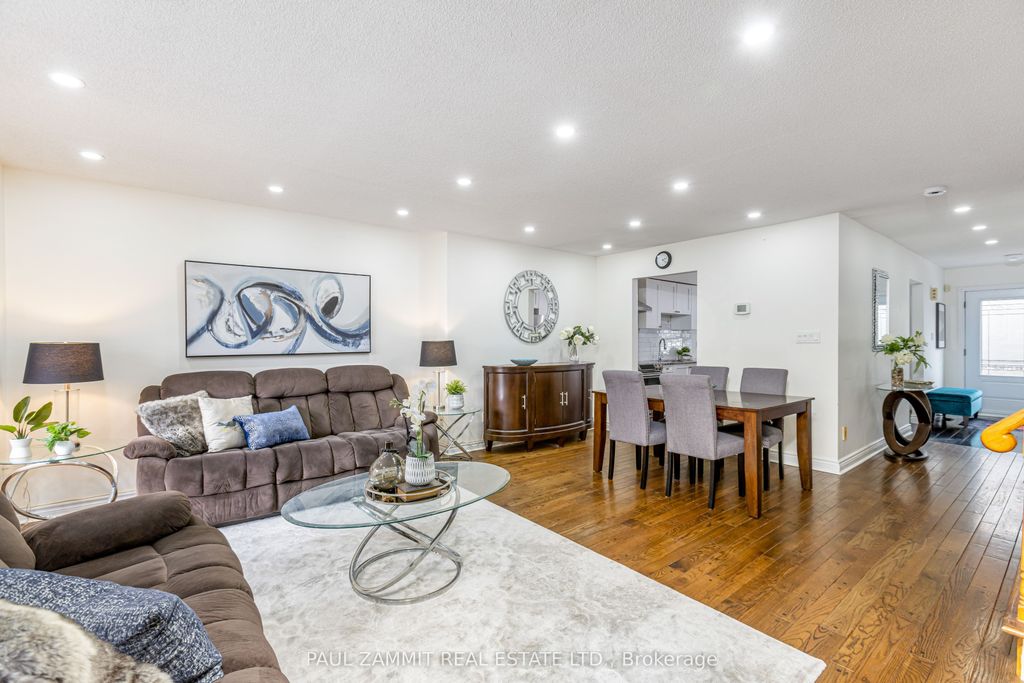 Photo of 119 Confederation Way, Markham, ON L3T 5R4 (MLS # N12587296)
