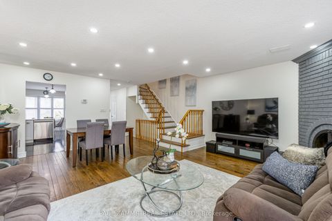 119 Confederation Way Markham ON L3T 5R4