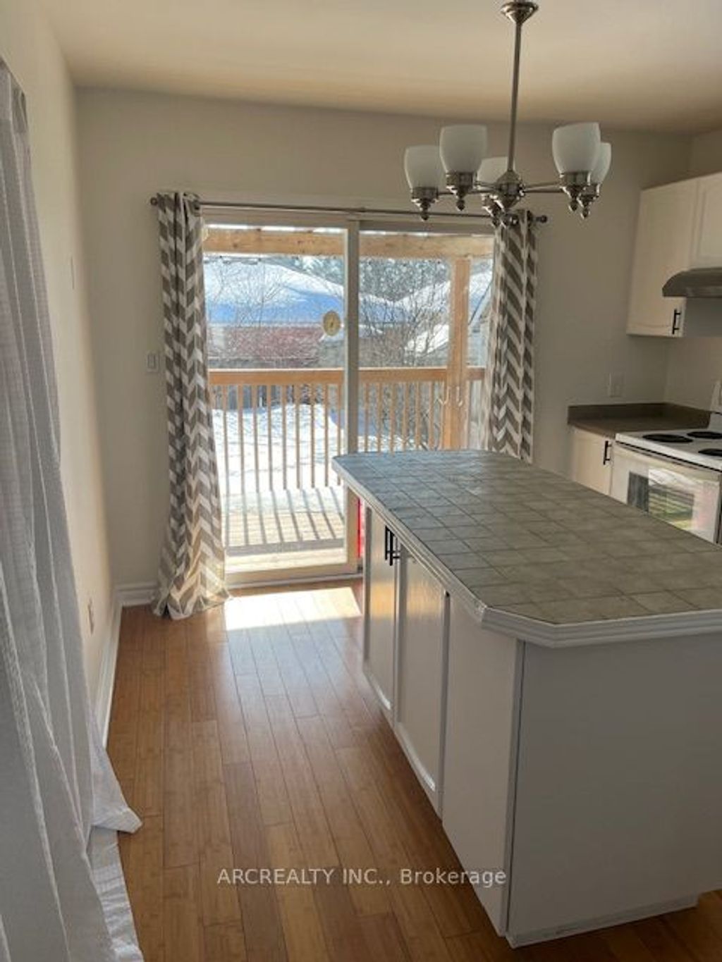 Photo of 41 Canary Reed Court, Barrie, ON L4N 8S1 (MLS # S12865866)