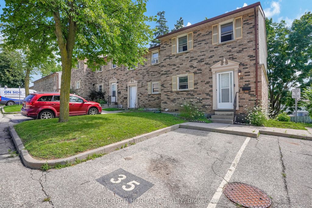 Photo of 175 Cedar Street #35, Cambridge, ON N1S 4X9 (MLS # X13032372)