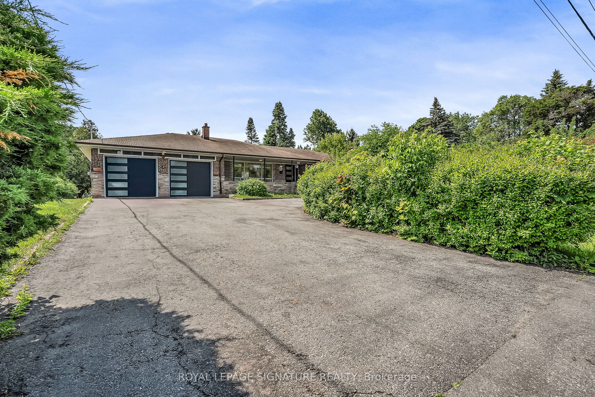 3 Braeburn Boulevard