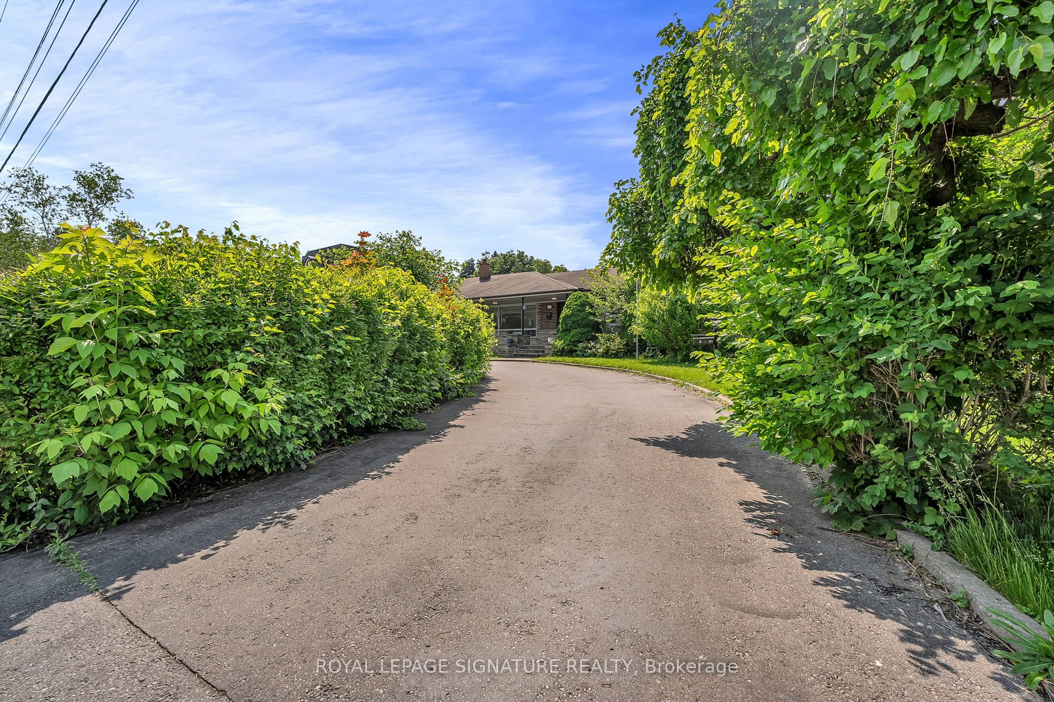 3 Braeburn Boulevard