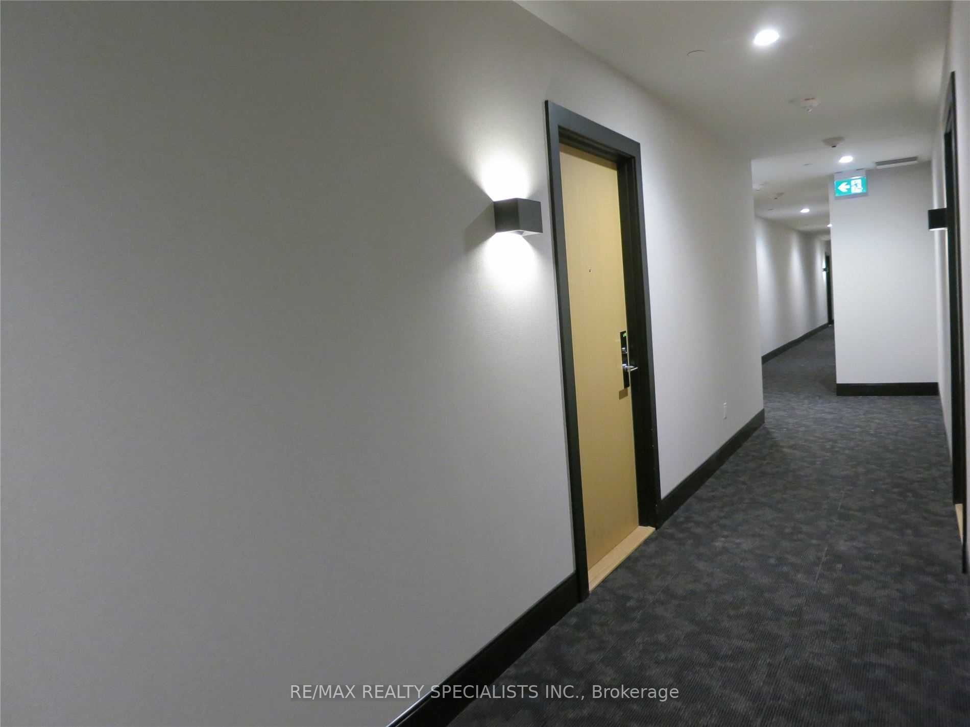 2520 Eglinton Avenue W 704