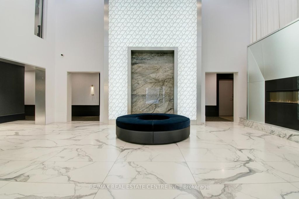 Photo of 16 Concord Place #535, Grimsby, ON L3M 0J1 (MLS # X12587830)