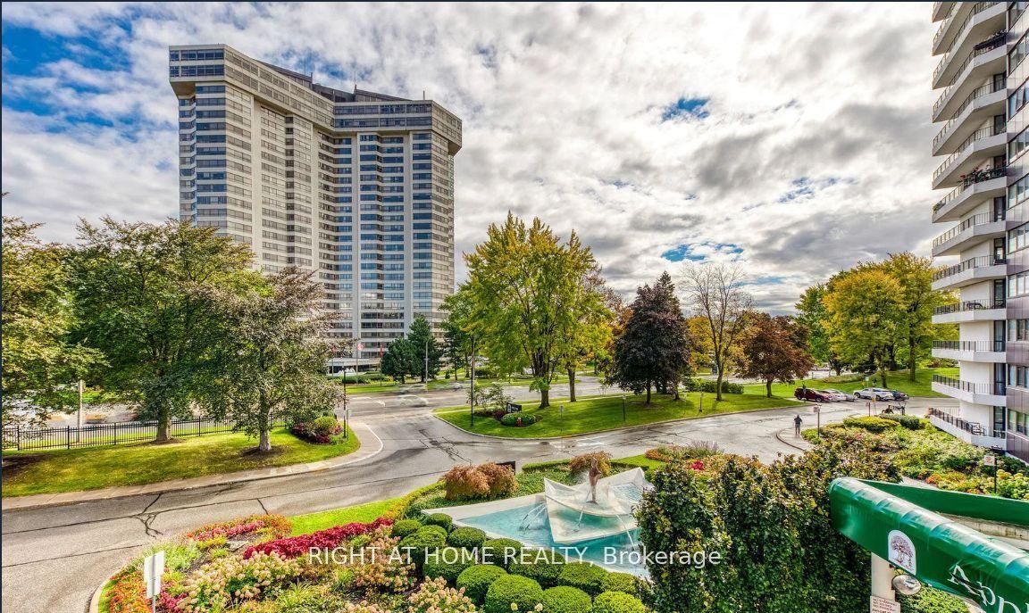 1333 Bloor Street E 606