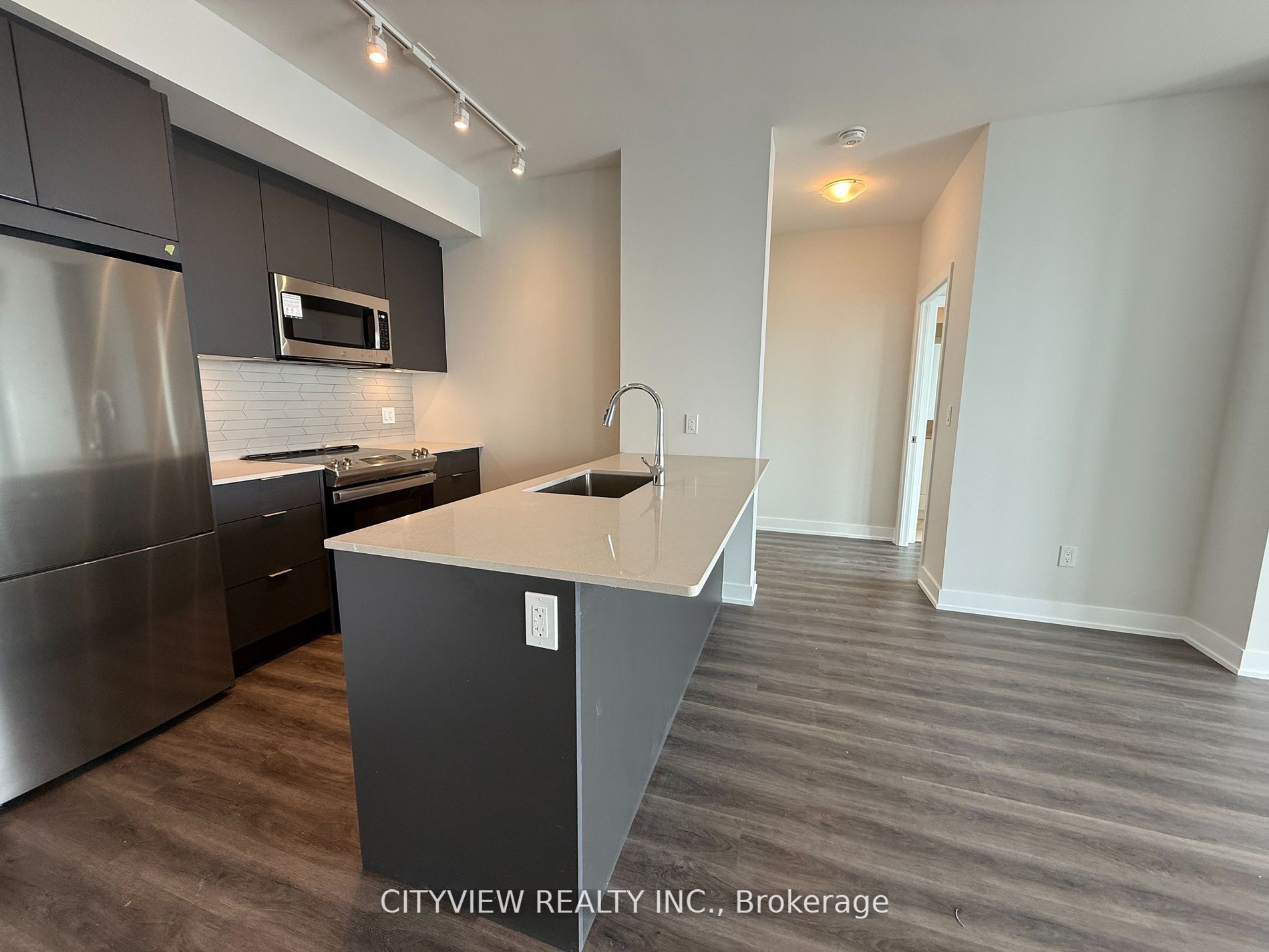 430 Square One Drive 4807