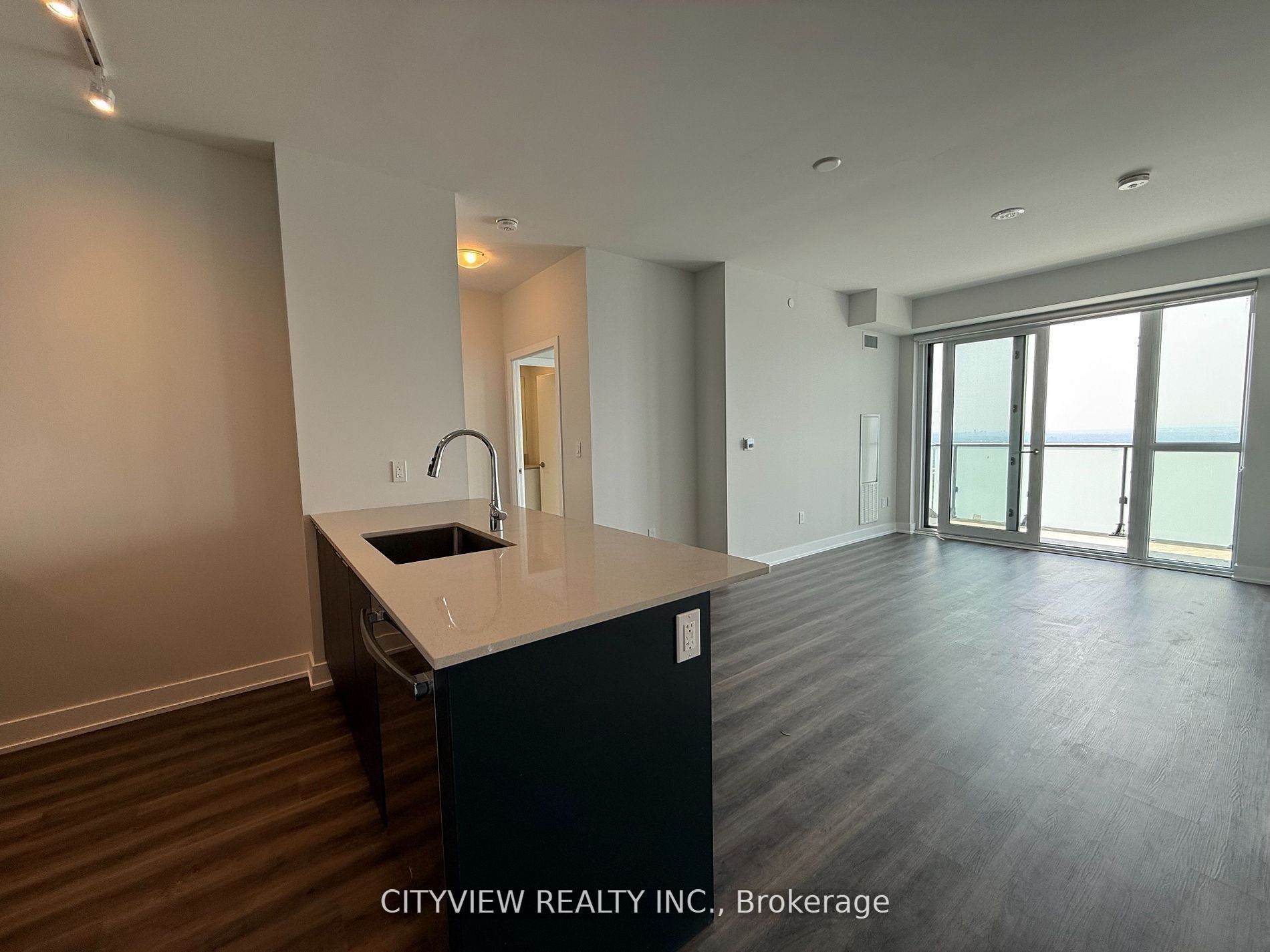 430 Square One Drive 4807