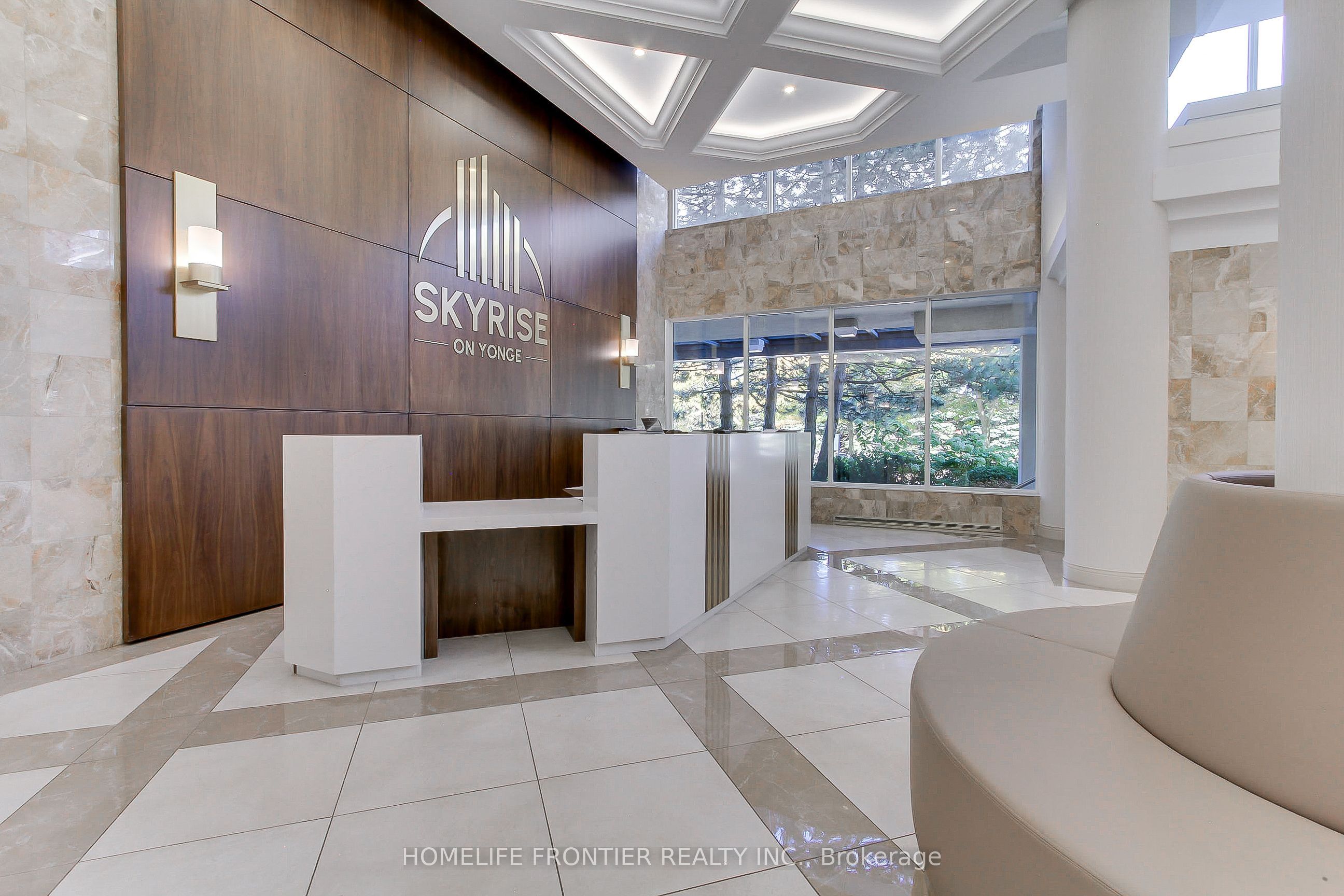 7300 Yonge Street 411