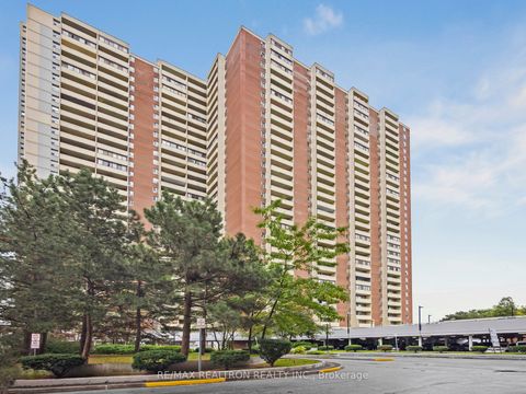 5 Massey Square 502 Toronto ON M4C 5L6