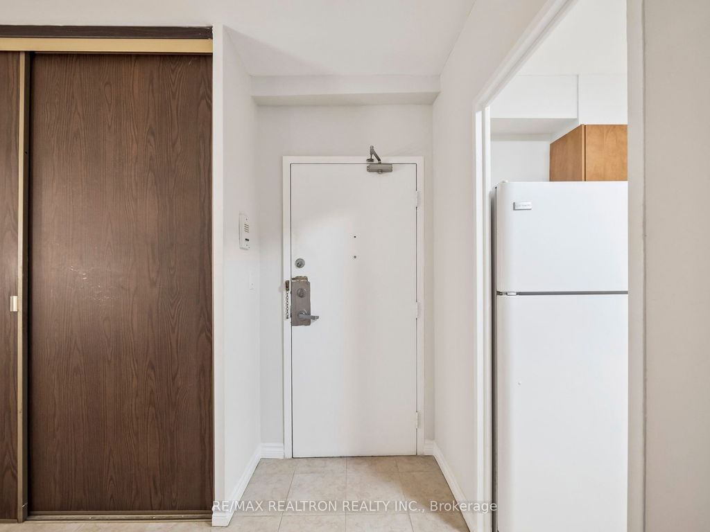 Photo of 5 Massey Square #502, Toronto, ON M4C 5L6 (MLS # E12466586)